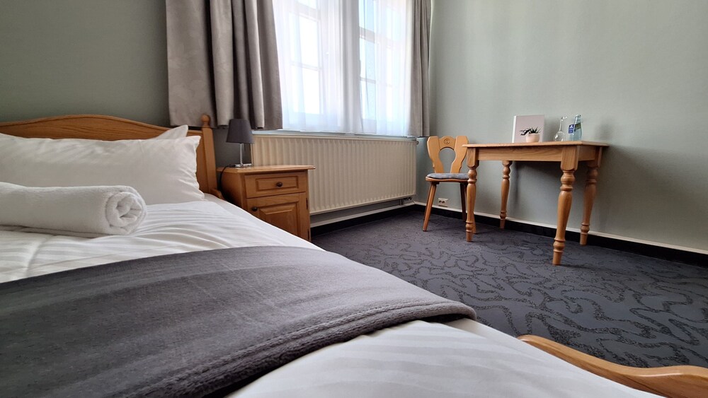 Basic Single Room photo 2