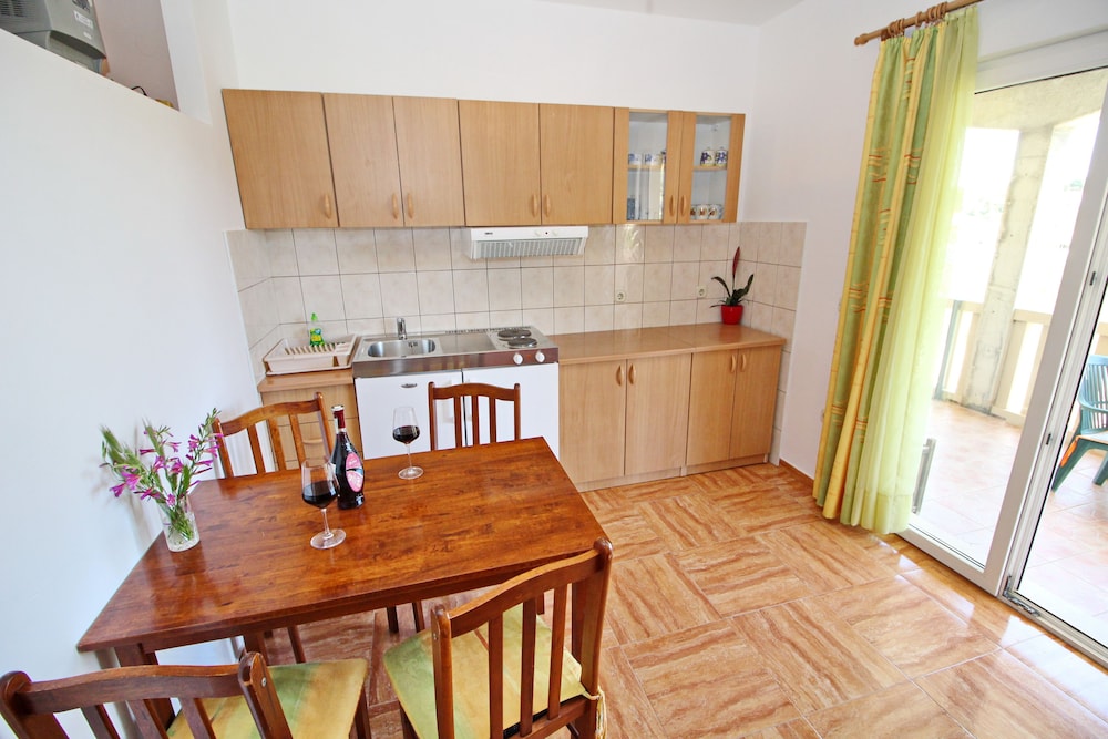 Standard Apartment, 1 Bedroom, Terrace, Sea View photo 3