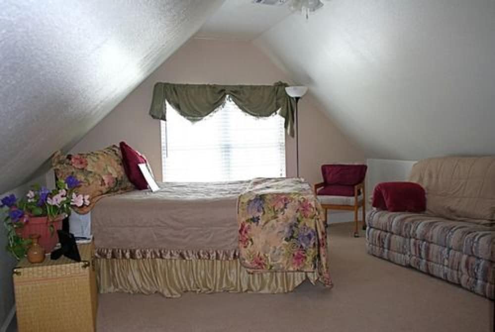 Standard Double Room, Ensuite (Sawtooth Ridge Room with )