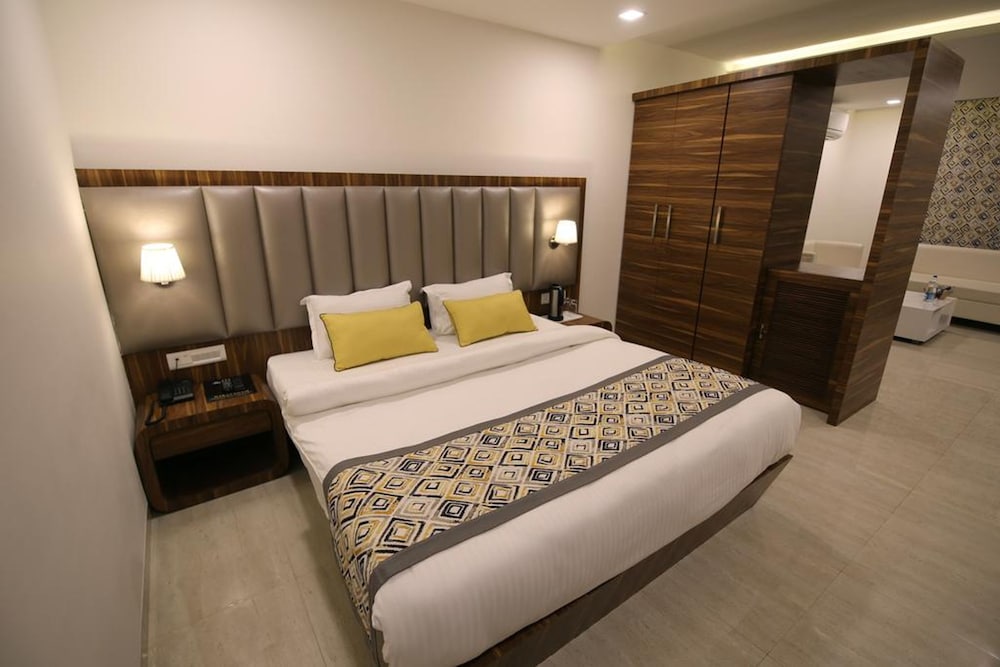 Narayanam Suite