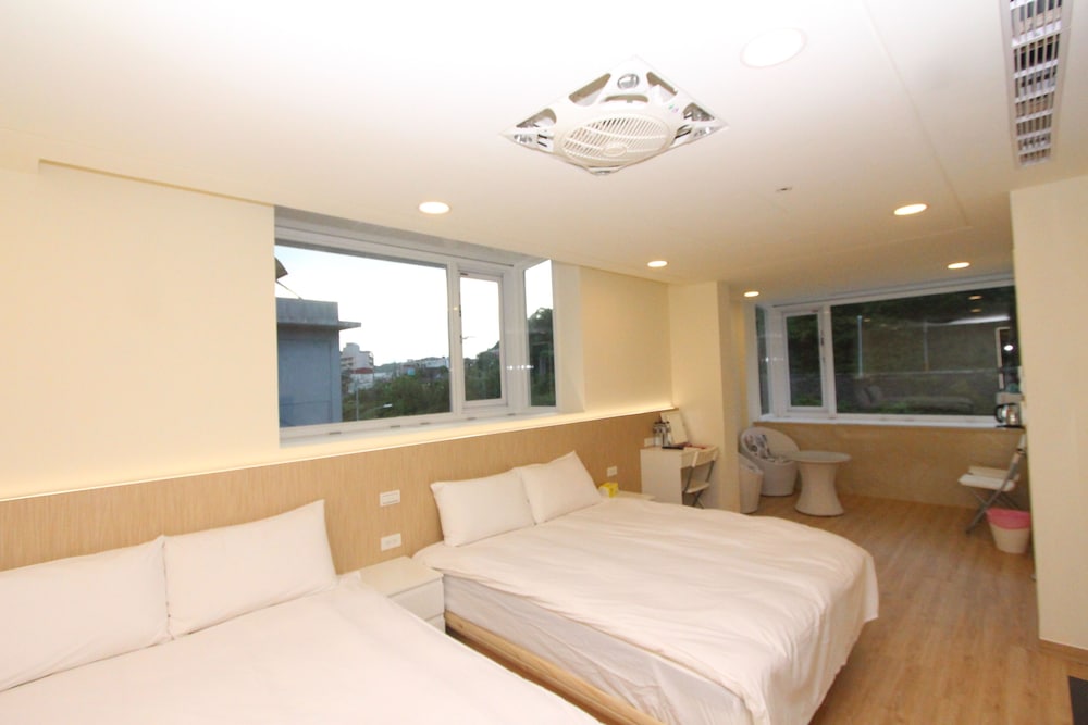 Design Quadruple Room photo 3