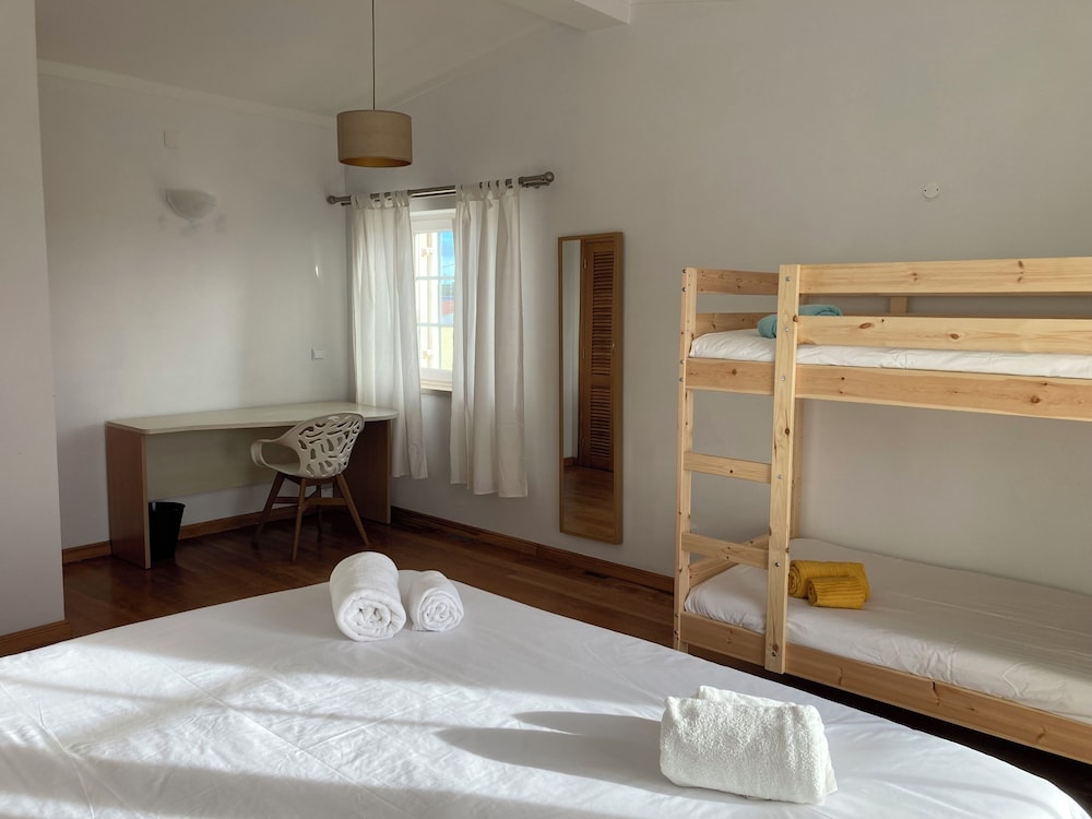 Superior Quadruple Room photo 3
