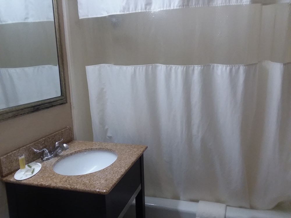 Double Room, 2 Double Beds - Photo 4
