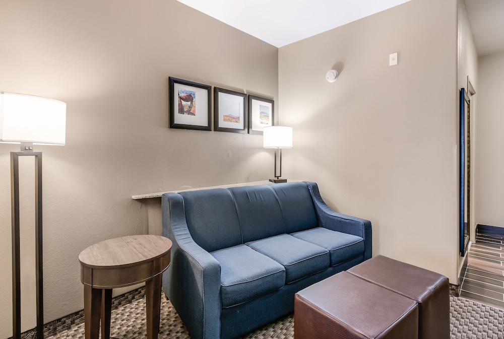 Suite, Non Smoking - Photo 3