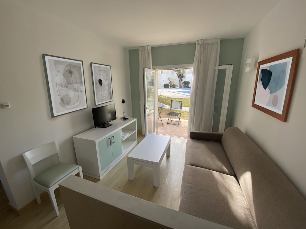 Apartamento, Balcón, Vista a la Piscina