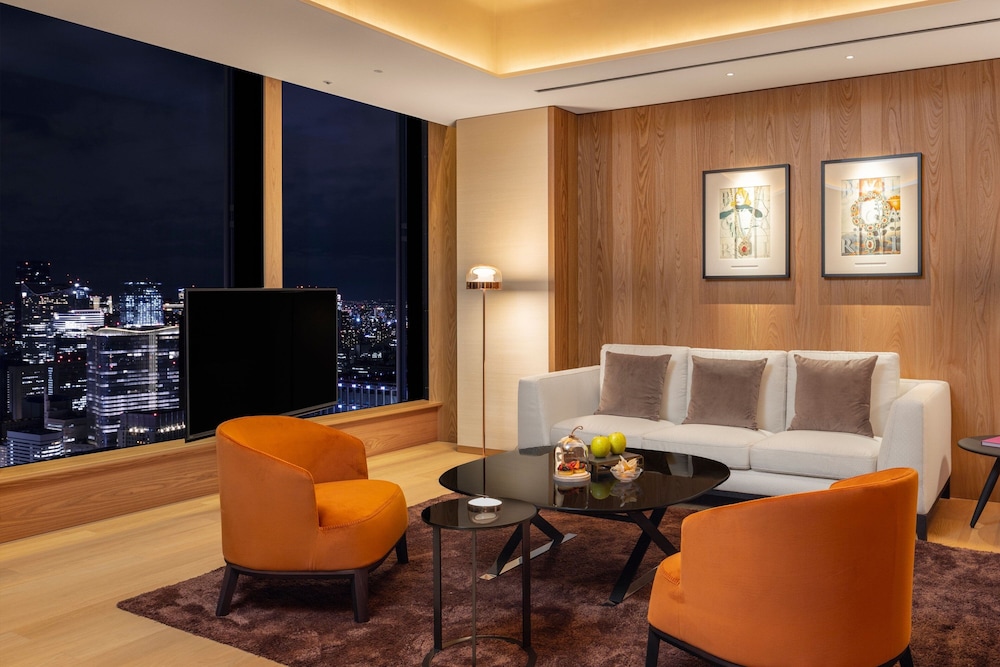 Deluxe Suite, 1 Bedroom (View)