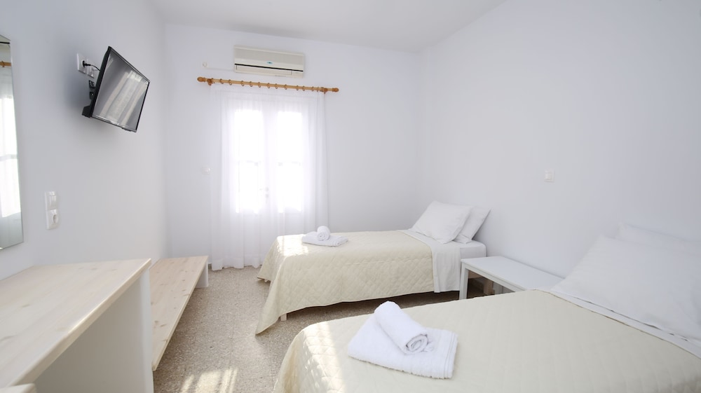Superior Triple Room photo 1
