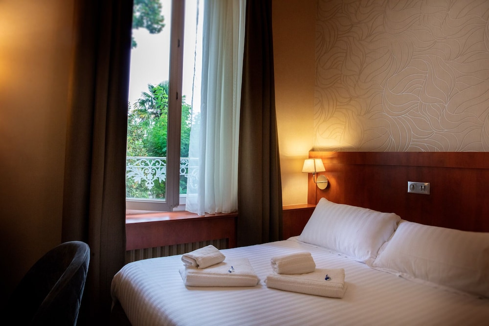 Standard Double Room, photo 7