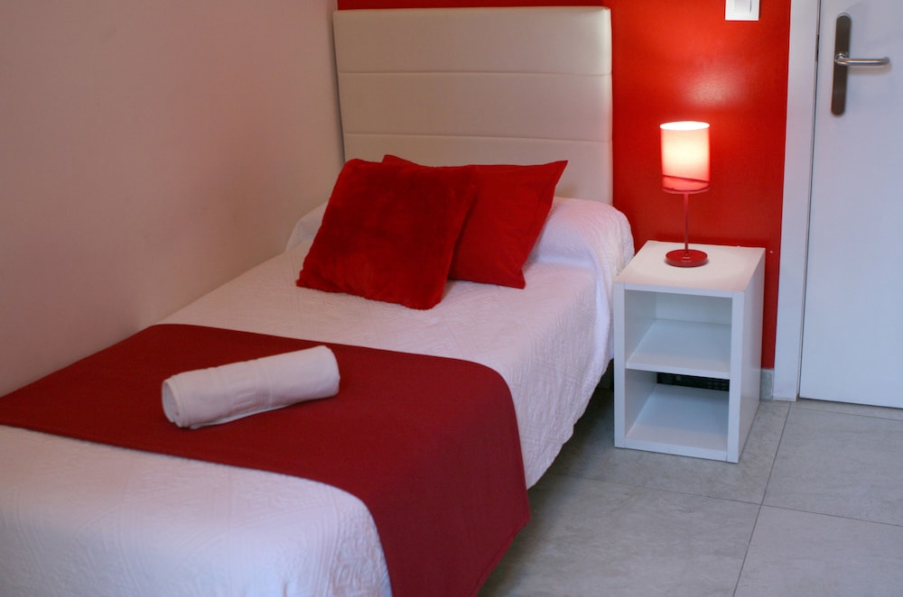 Classic Single Room, Ensuite photo 3