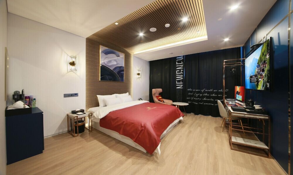 Standard Double Room - Photo 5
