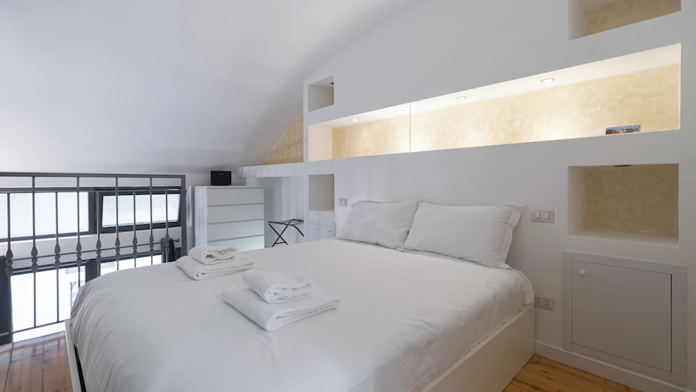 Apartment (1 Bedroom)
