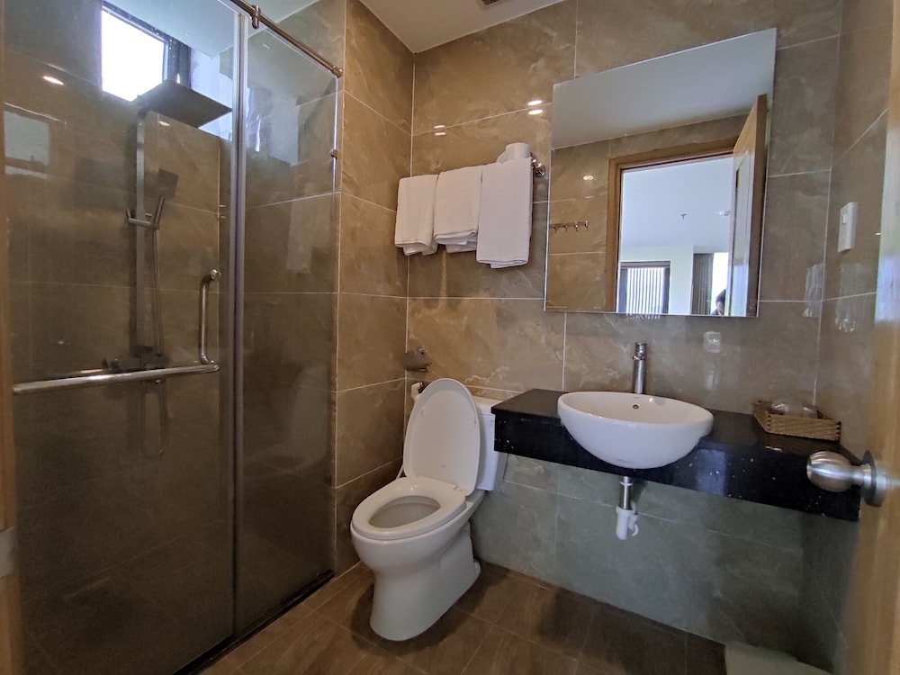 Deluxe Quadruple Room, Partial Ocean View - Photo 7