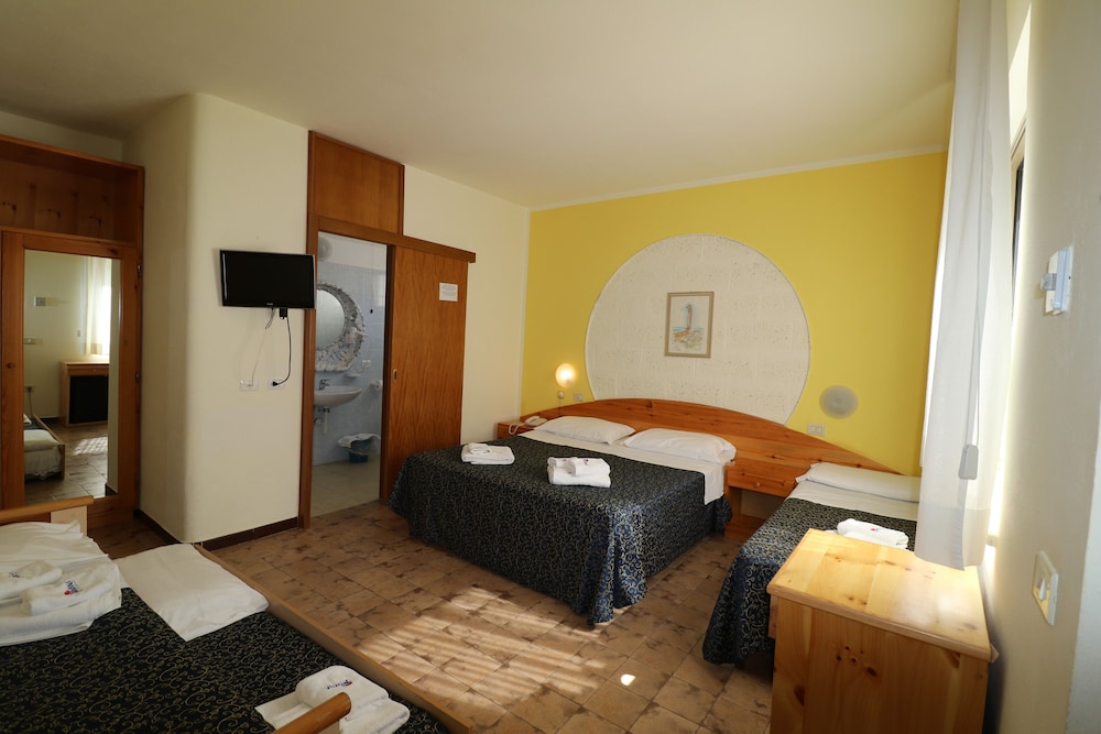 Superior Quadruple Room