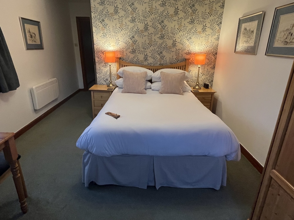 Basic Double Room, Ensuite