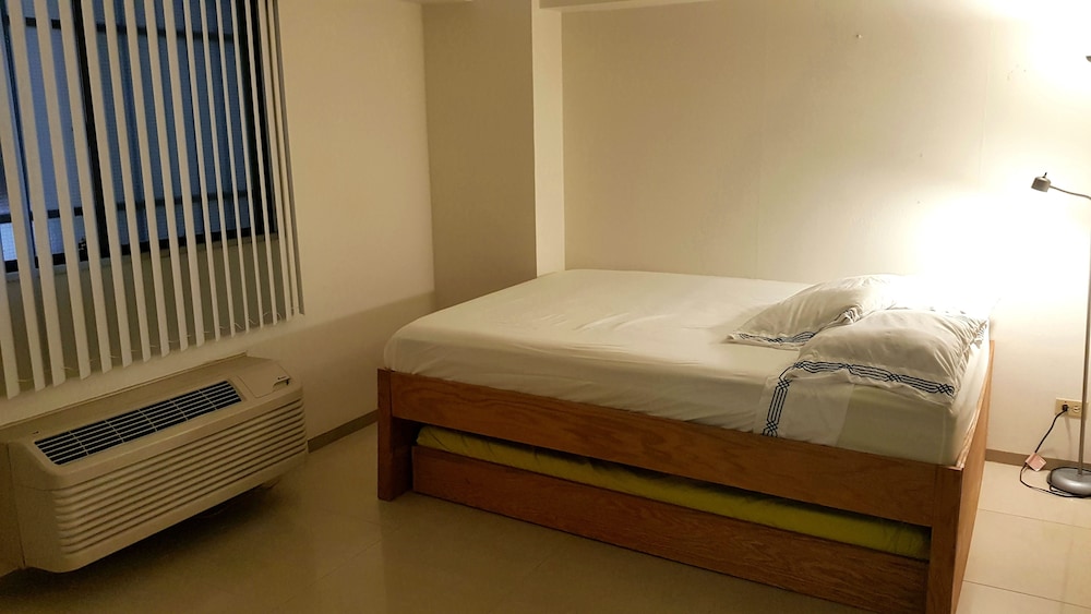 Deluxe House, 2 Bedrooms, Accessible, Non Smoking