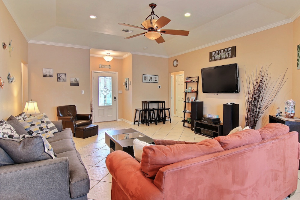 House (3 Bedrooms)