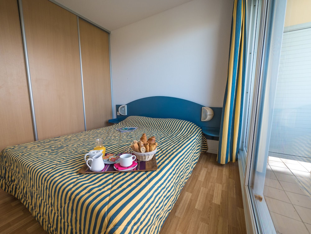 One Bedroom Apartment for 5 persons photo 3