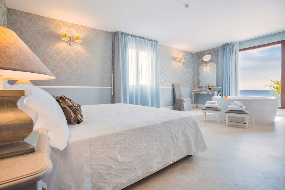 Romantic Suite photo 2