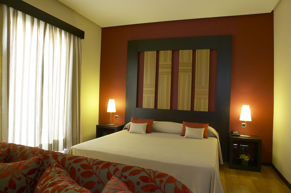 Panoramic Room, 2 Twin Beds - Photo 1