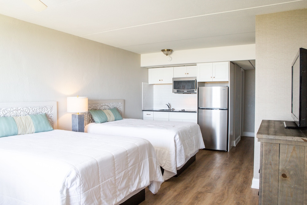 Panoramic Quadruple Room, 2 Double Beds, Kitchenette, Oceanfront