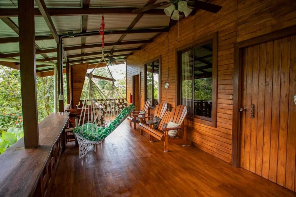 Family House, 2 Bedrooms, Garden View photo 3