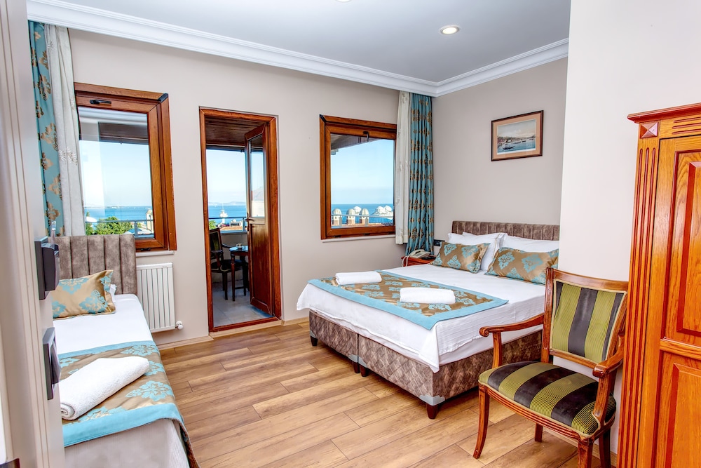 Executive Suite, 1 Bedroom, Sea View photo 1