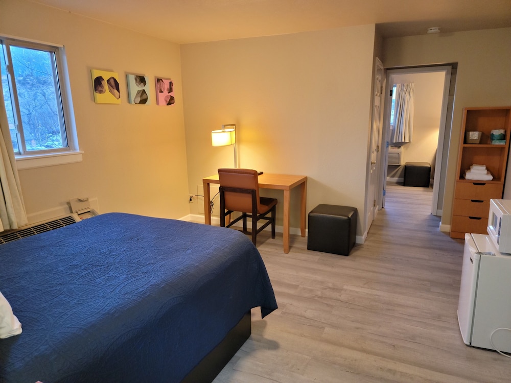 Family Cottage, Multiple Beds, Non Smoking, Mountain View photo 1