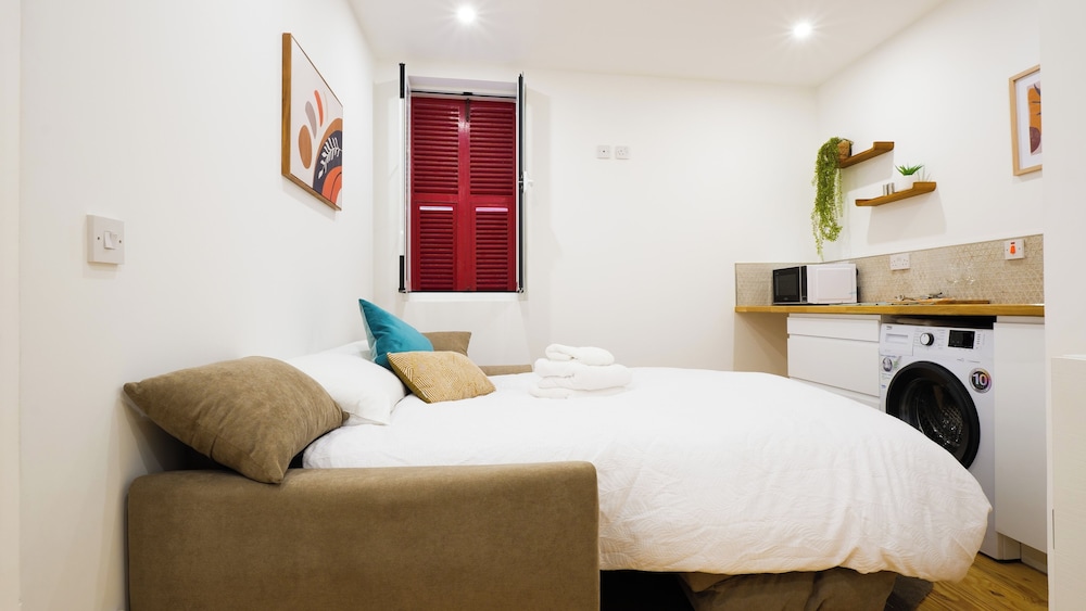 Classic Apartment, 2 Bedrooms, Non Smoking photo 3