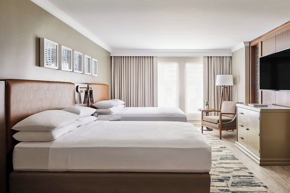 Suite, Multiple Beds