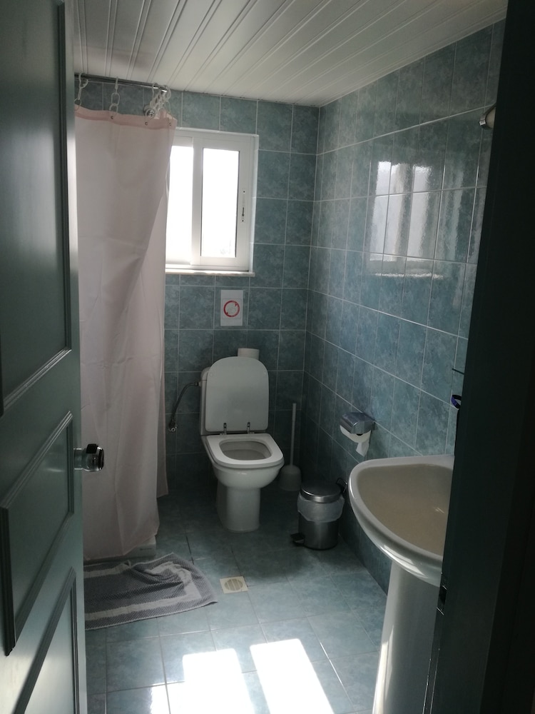 Family Room - Photo 4