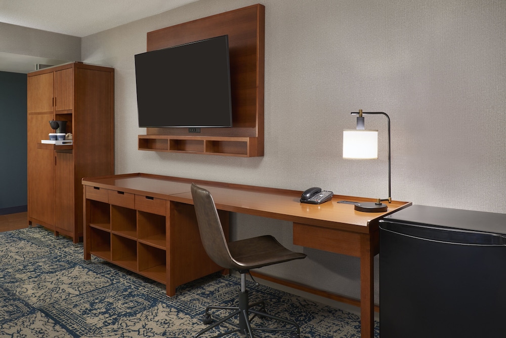 Deluxe Room, 2 Double Beds - Photo 2