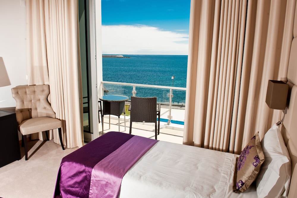 Junior Suite, Sea View (Single Use) - Photo 1