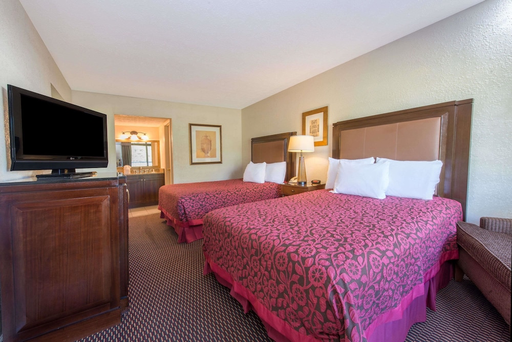 Double Room, 2 Double Beds - Photo 3