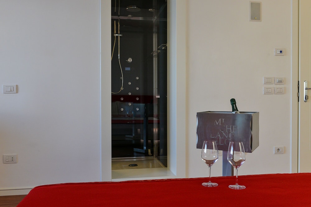 Romantic Suite photo 3