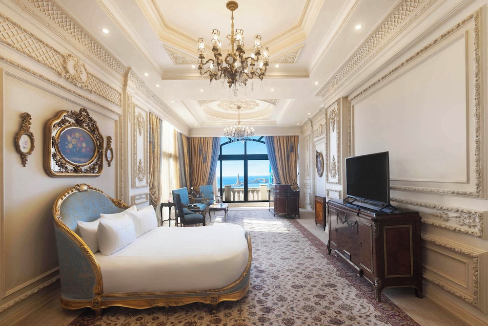Salamlek Palace Royal Suite