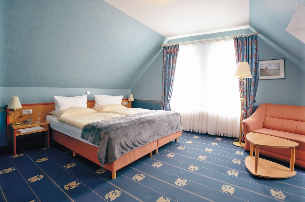 Comfort Twin Room photo 3