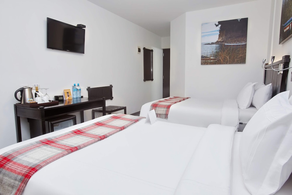 Superior Twin Room - Photo 4