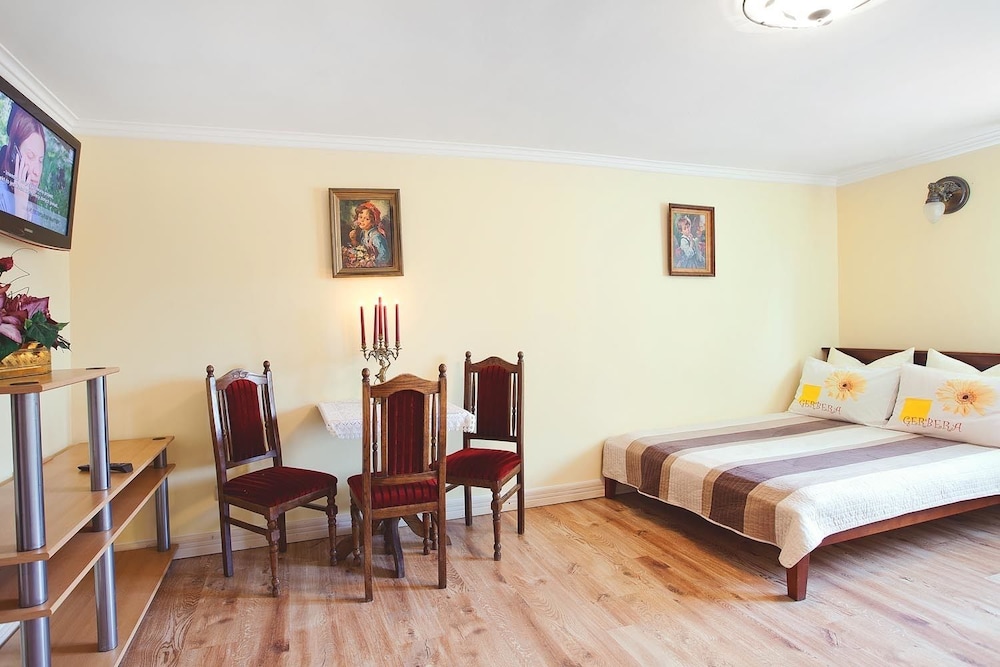 Classic Room, Private Bathroom, Garden View (Pokoj nr 3) photo 1