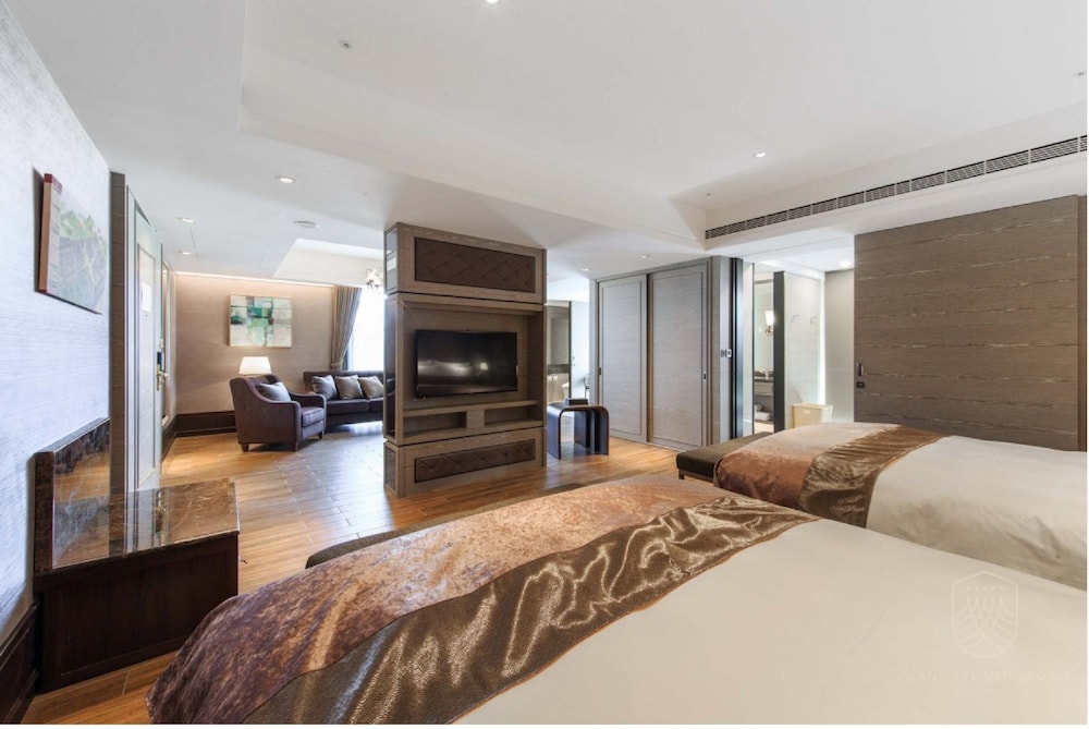 Mansion Family Quad Room for 2 people photo 2