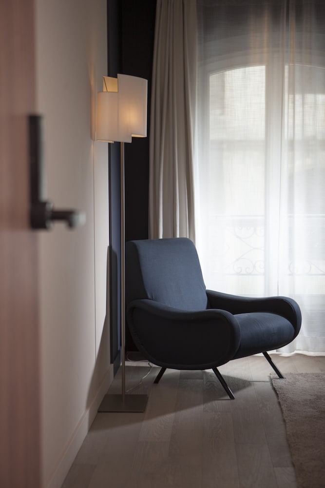 Prestige Room