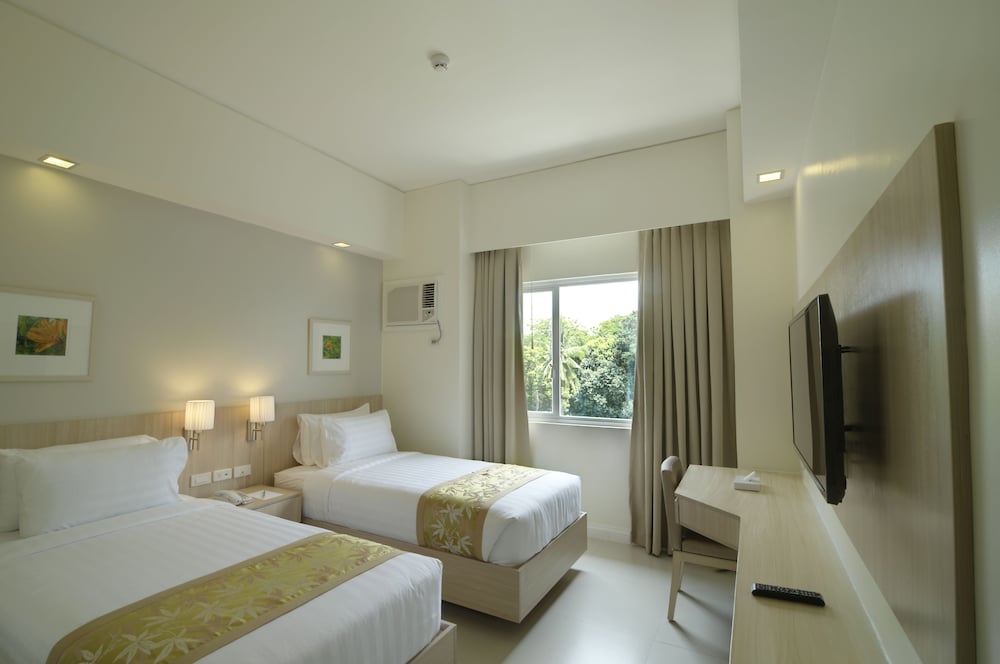 Deluxe Room, 2 Twin Beds photo 3