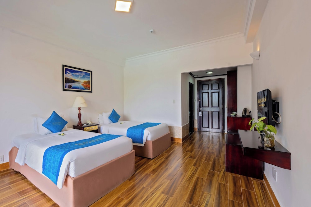 Deluxe Twin Room, City View photo 1