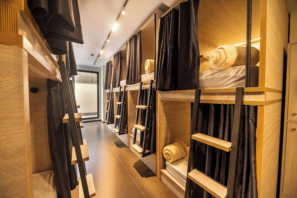 Superior Shared Dormitory, Mixed Dorm (Room 1)