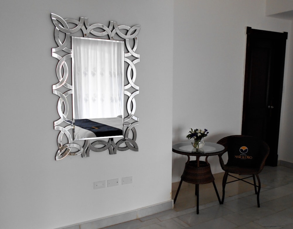 Cacique Room 1 King, Ocean View photo 3