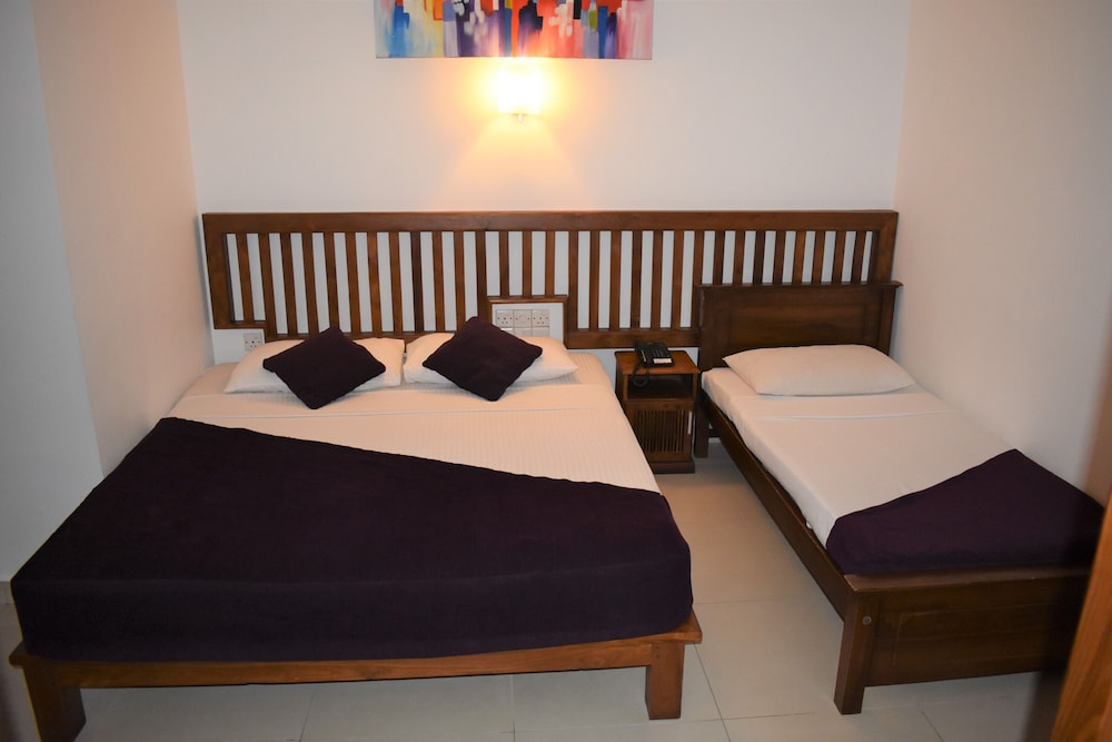 Standard Triple Room, 1 Bedroom photo 3