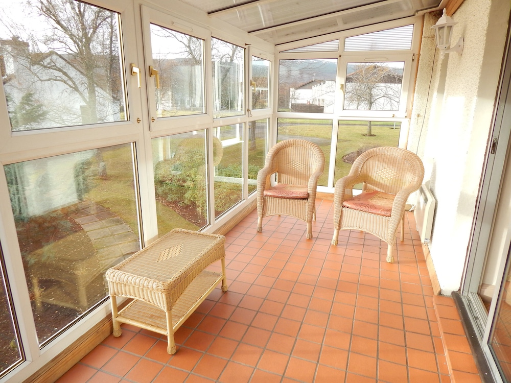 Classic Extra One Bedroom Apartment With Log Fire photo 2