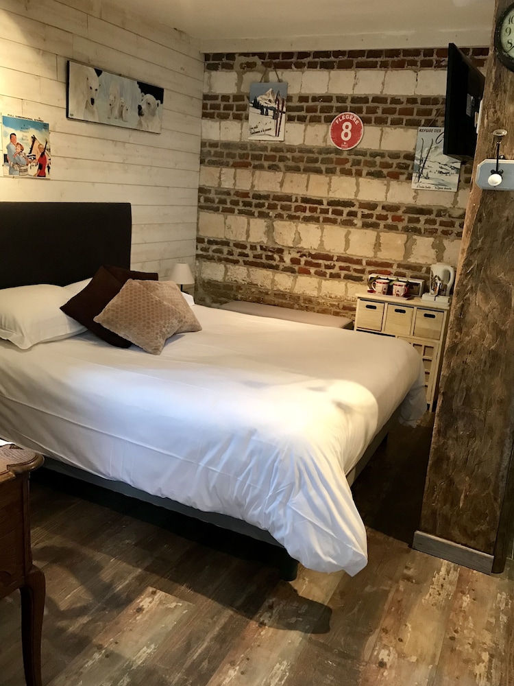 Double Room - Photo 1
