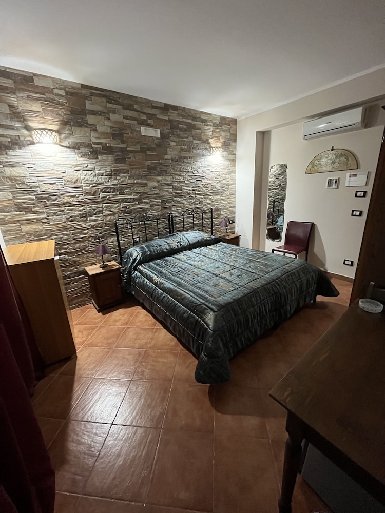 Double or Twin Room photo 1