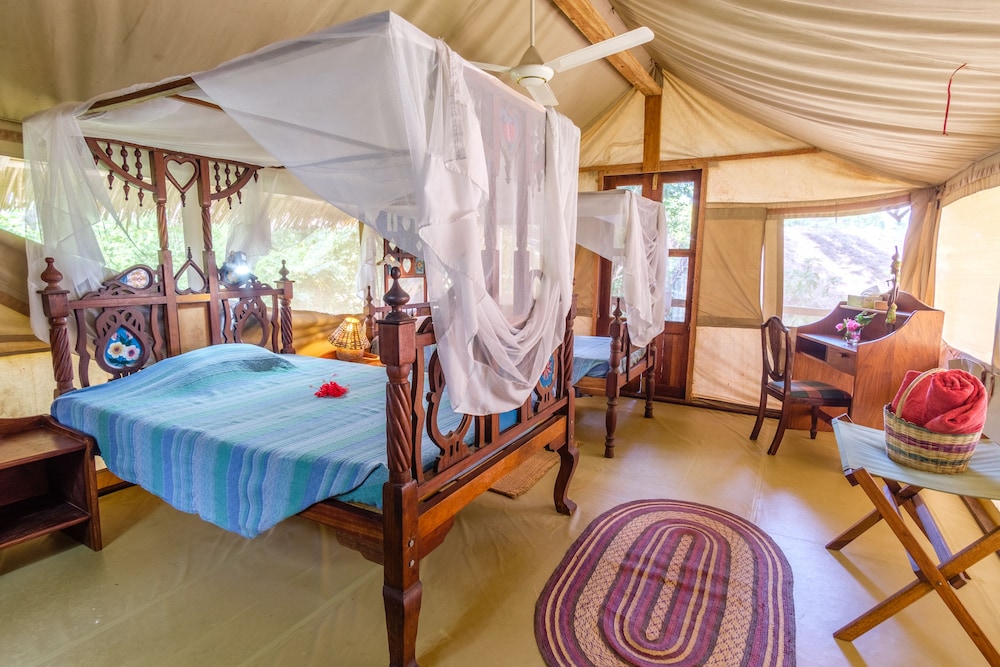Standard Tent photo 1