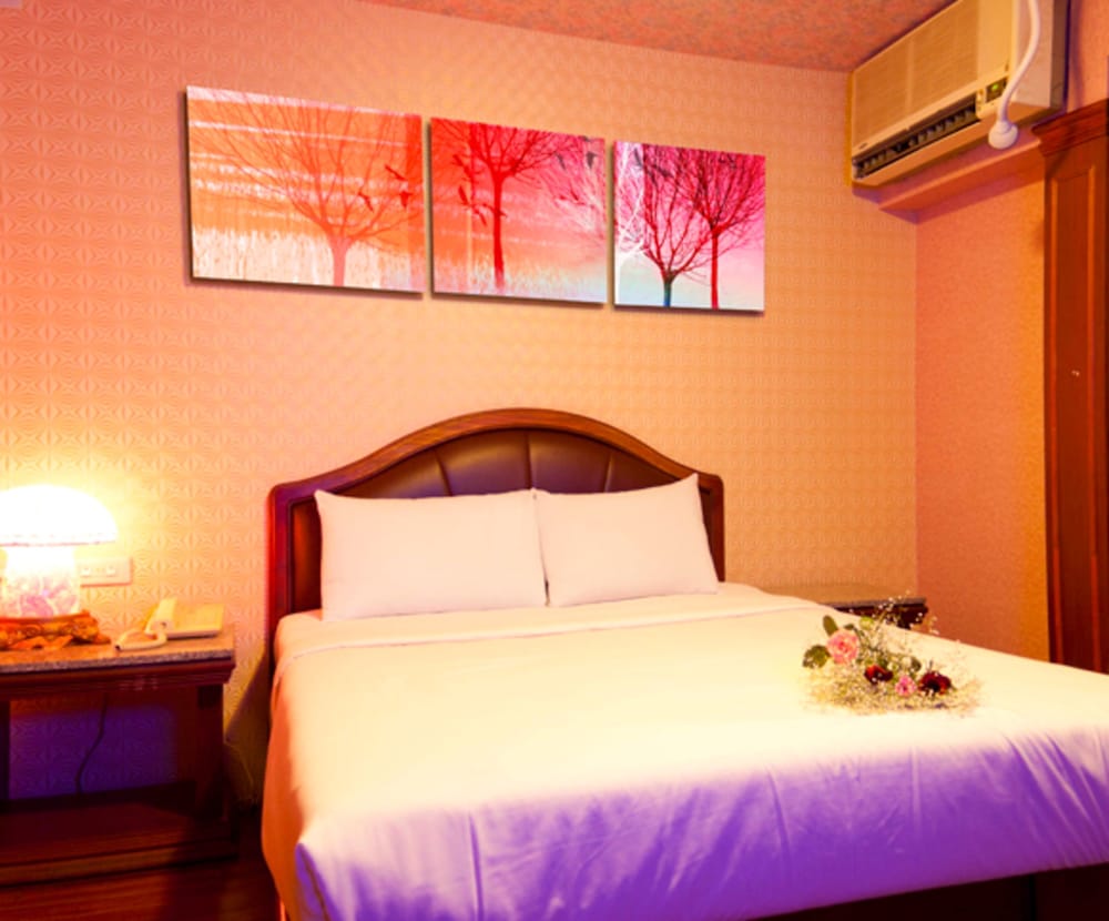 Elite Double Room, Non Smoking photo 1